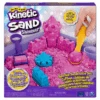Amigo Kinetic Sand – Sand Box Set Shimmer Pink (454g) 1 Amigo Kinetic Sand – Sand Box Set Shimmer Pink (454g) -Schleich Verkaufsgeschäft 37843 frontshot