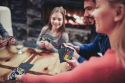 MATTEL UNO Premium - 50 Jahre UNO Jubiläumsausgabe (mit Münze) -Schleich Verkaufsgeschäft gxj94 2 k6proipwct5nr3rg